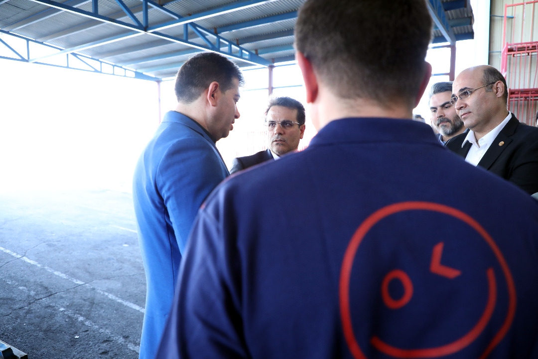 بازدید رئیس هیات مدیره افق کوروش از انبار های سرد و خشک شرکت در استان تهران